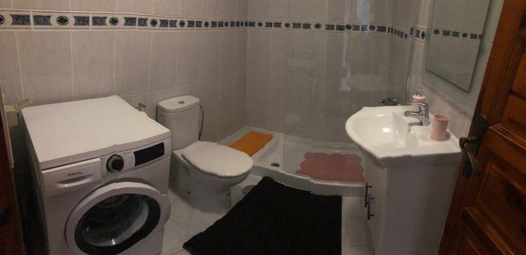 First Line Appartement Arona  Buitenkant foto